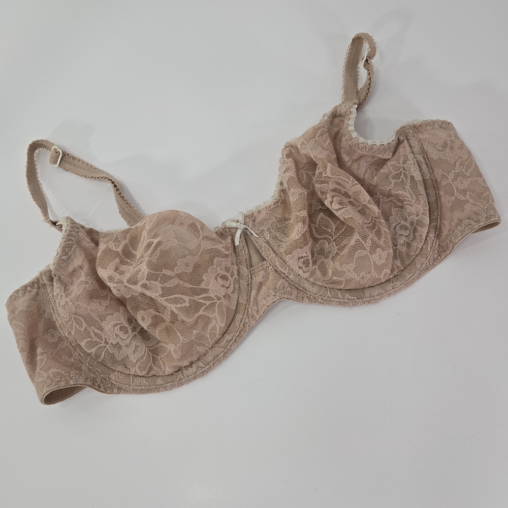 B. Tempt’D‎ lace bra